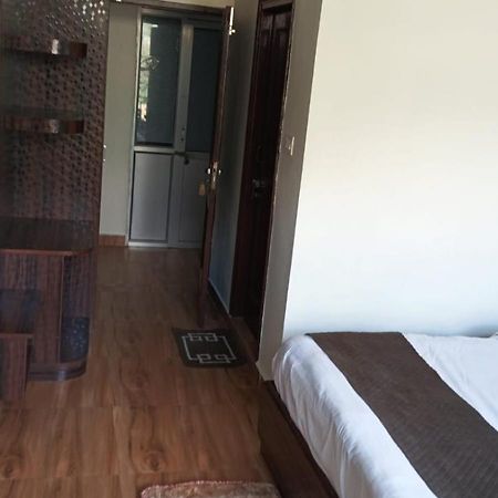 Hotel Hillora Mcleodganj マクロード・ガンジ エクステリア 写真
