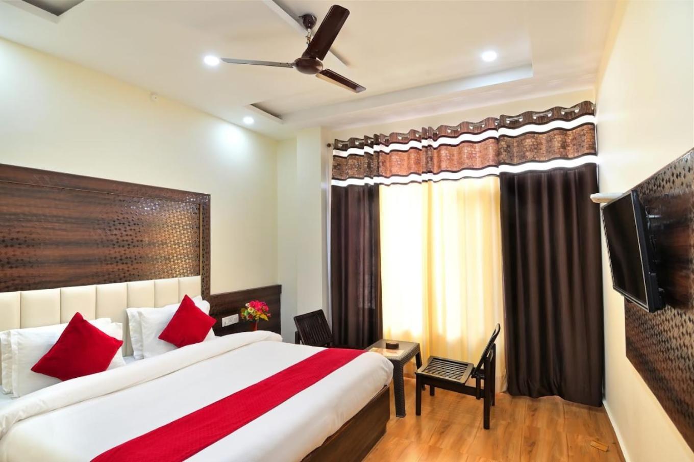 Hotel Hillora Mcleodganj マクロード・ガンジ エクステリア 写真